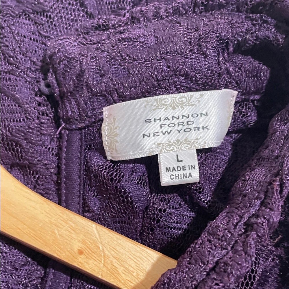 Sleeveless Dark Purple Lace Blouse